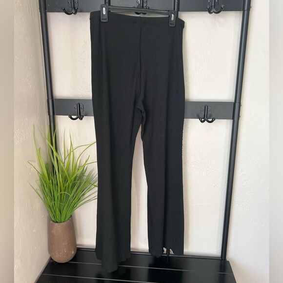 Fashion Nova Let's Wait Textured Flare Pant Black Size 1X - Picture 7 of 16